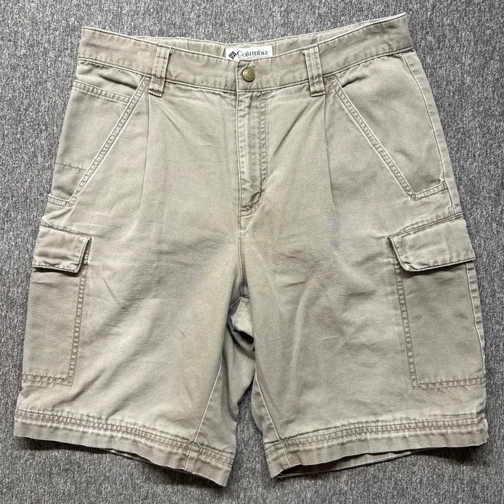 Columbia Mens Tan Khaki Cotton Canvas Cargo Shorts Pleated Hiking Outdoor 30